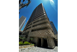 大阪市西区土佐堀のマンションの外観