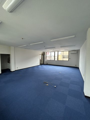 【ハシモト・レジデンスビルの駐車場】