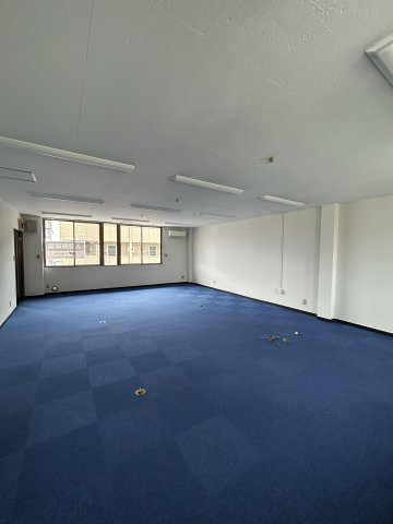 【ハシモト・レジデンスビルの駐車場】