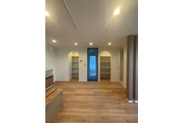 岸町戸建の内装