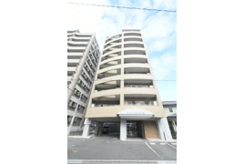 北九州市八幡東区西本町のマンションの外観