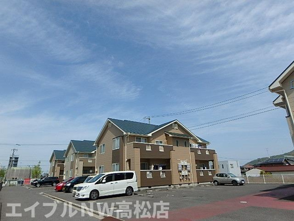 【スクエアータウンの駐車場】