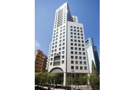 港区東新橋のマンションの外観