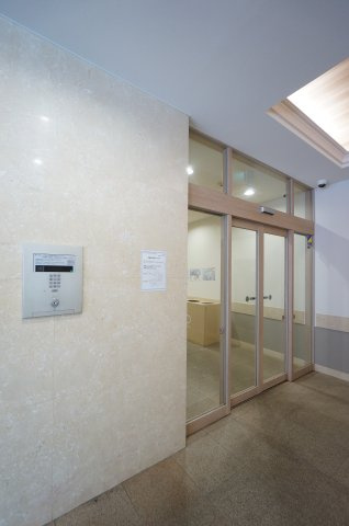 【ウィルテラス千葉中央のエントランス】