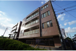 グラン・シャリオの外観