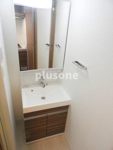 ファーストステージ江戸堀パークサイドの独立洗面台