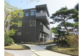 CASA DE ARCE 浦和 もみじの外観