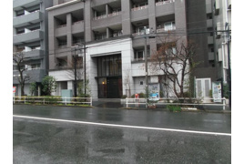 新宿区北新宿の駐車場の外観