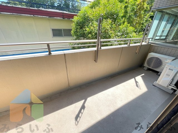 【レザンドール東山元町のバルコニー】