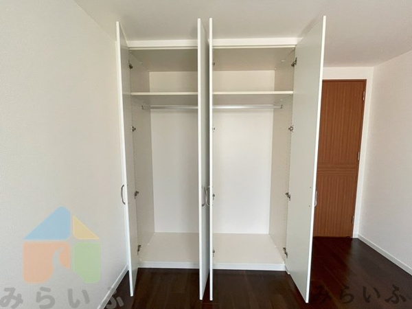 【レザンドール東山元町の収納】