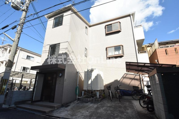 シャルルフジ新池島の外観