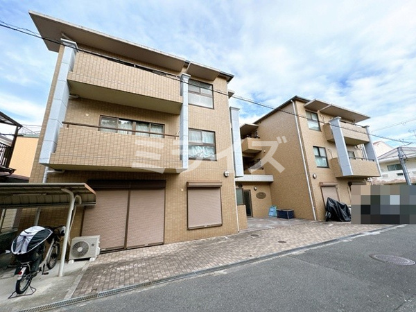 マンション泉の画像