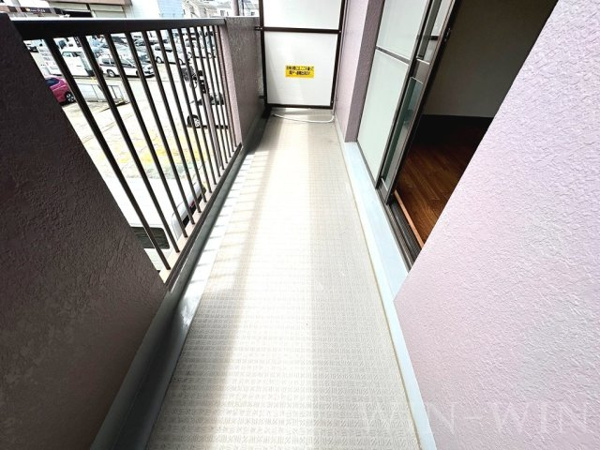 【エクシード松山のバルコニー】