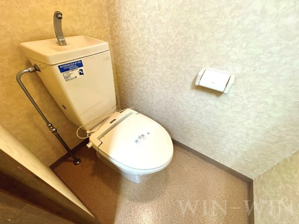 【エクシード松山のトイレ】