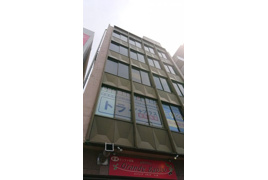 岡本ビルの外観