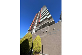 エステムプラザ難波WESTリバークロスの外観