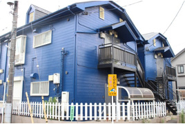 アランフェス立川Bの外観