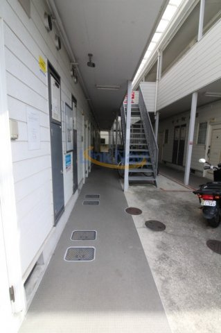 【サンライズ箕面のエントランス】