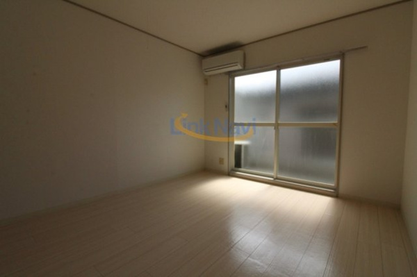 【サンライズ箕面の居間】