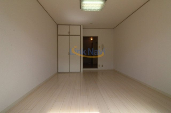 【サンライズ箕面の居間】