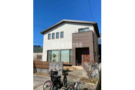 八剱町岩塚戸建の外観