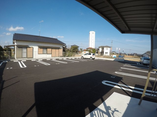 【ヴェリタの駐車場】