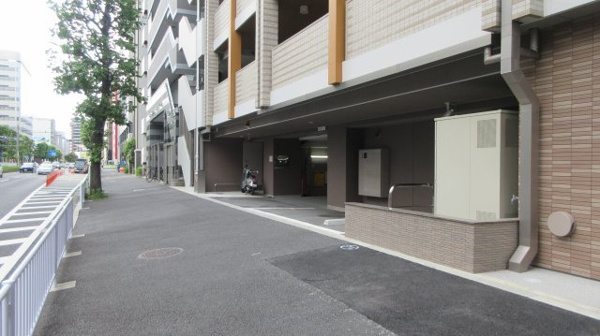 【0950の駐車場】