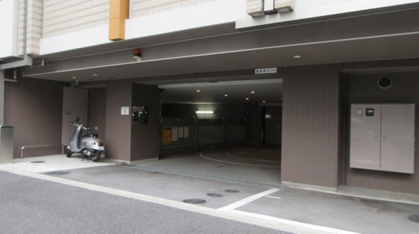 【0950のエントランス】