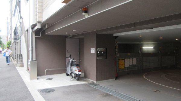 【0950の駐車場】