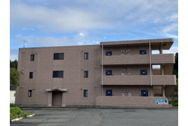 クレアーレ桜木の外観