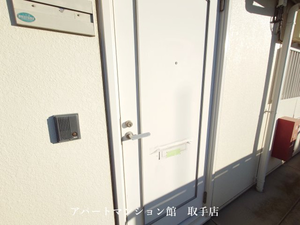 【シティコーポの玄関】