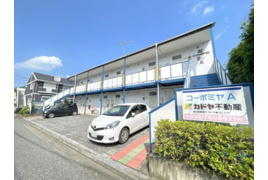 コーポミヤAの外観