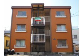 ヴァンベール西金沢の外観