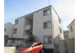 逗子市桜山のマンションの外観