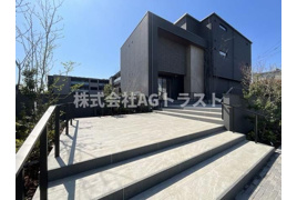さいたま市見沼区大字南中丸のマンションの外観