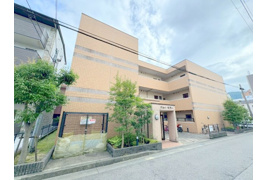 ジョイモアーの外観