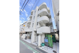 アーバンハウス駒場の外観