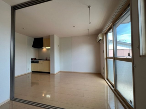 【ヴィラ･グレースの居間】