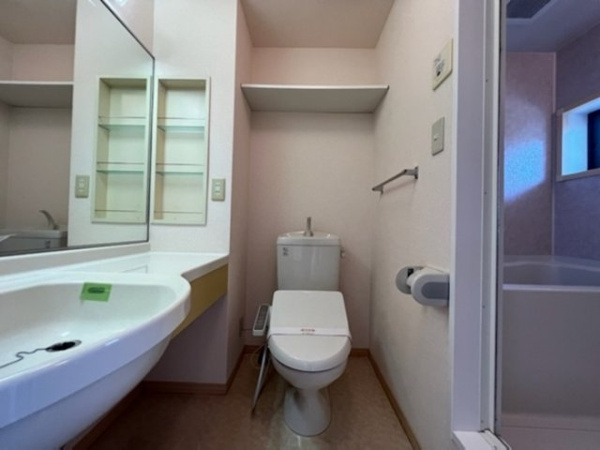 【ヴィラ･グレースのトイレ】