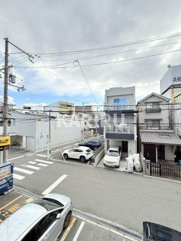 エトワール高殿の駐車場