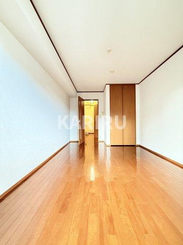 エトワール高殿の居間