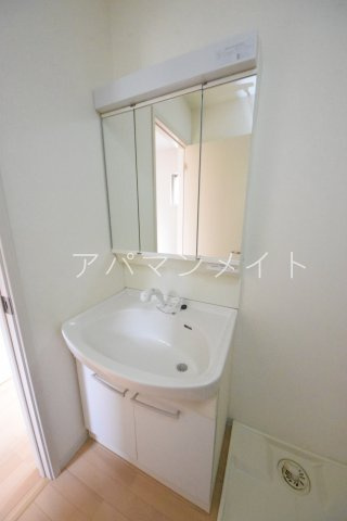 【オリビエートの洗面所】
