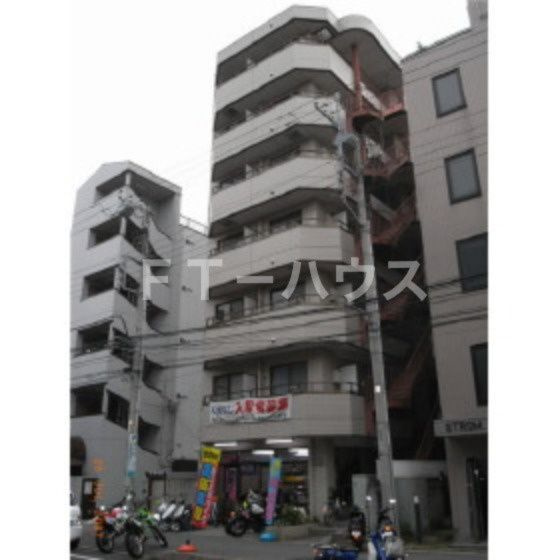 イレブン大久保日大前の画像