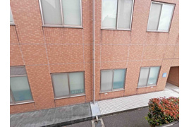 名港ビルの外観