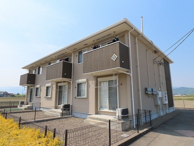 揖斐郡大野町大字大衣斐&nbsp;2階建&nbsp;築18年のイメージ