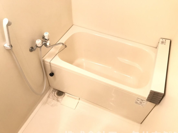 モンテローザ北斗町の浴室