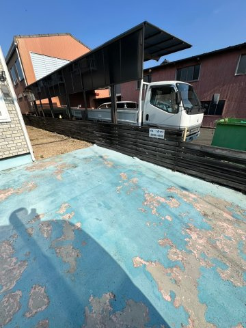 ピレーネ垂水の駐車場