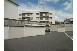 旭丘1丁目片山ガレージの外観