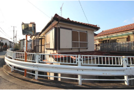 油平戸建の外観