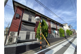 グランシード栄の外観